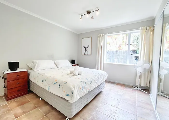 Holiday home 5 Bedrooms 3 Bathroom Family House *